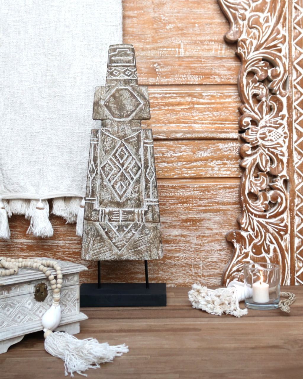 The Gudalur decorative stand – natural materials, boho decor handmade in Bali
