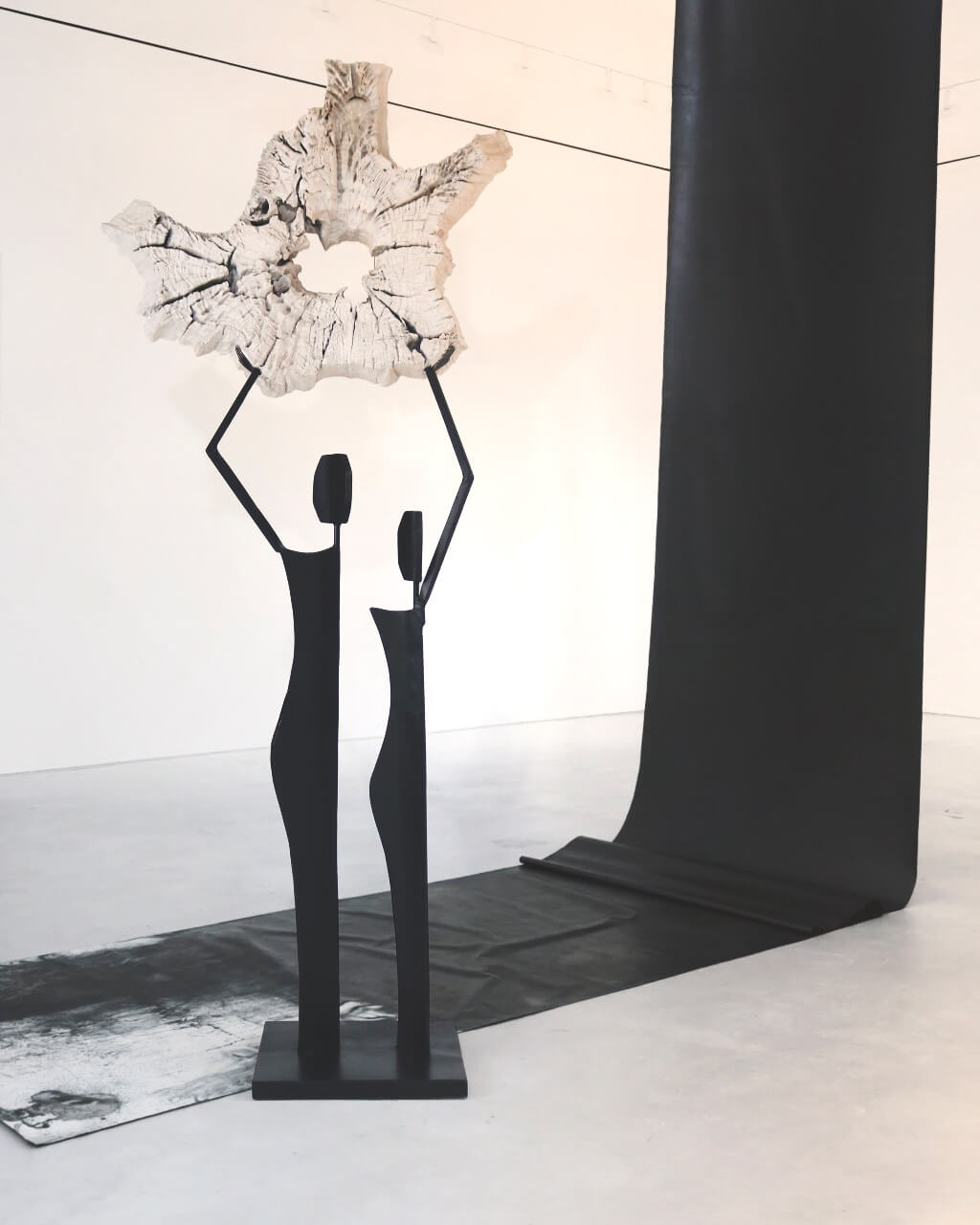 Couple Figure On Stand Large Black