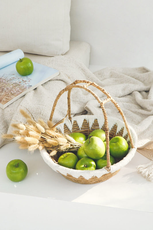 Winny Round Basket With Handle