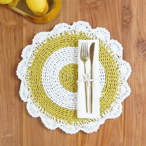 Bali Furniture – Winny Round Placemat – The Winny Round Placemat offers a calm, 