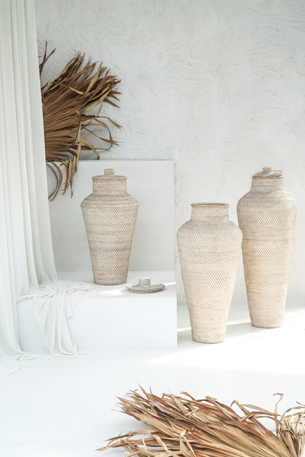 Bima Vase With Lid Small White