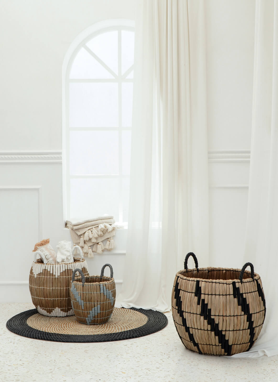 Astrid Basket With Handle Set Of Three