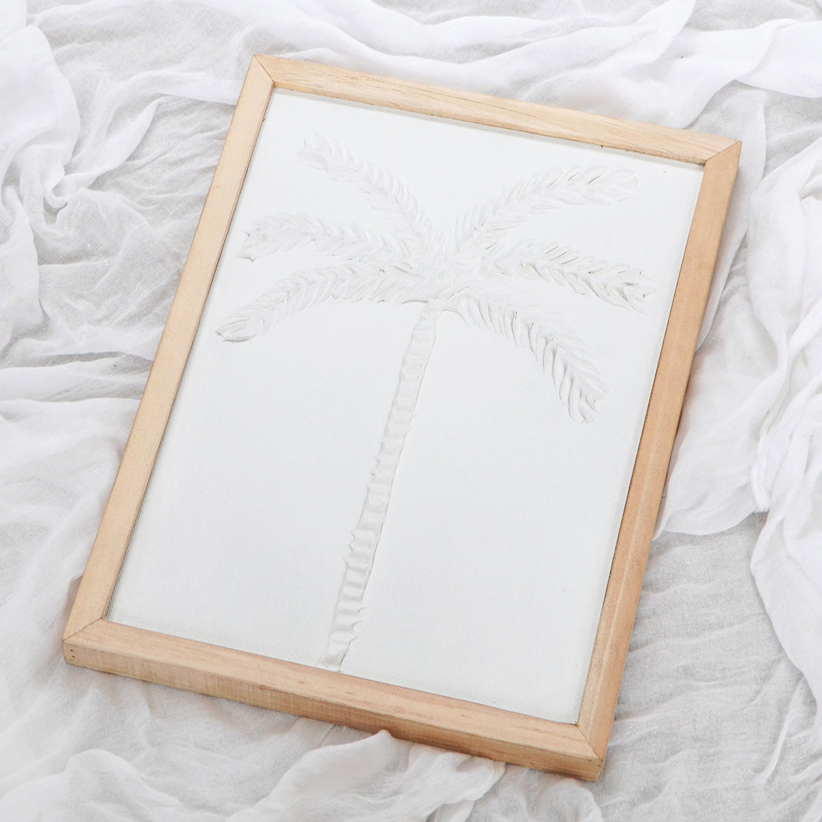 Teak wall decoration Hiji Kalapa – boho decor handcrafted in Bali by BaliSouk