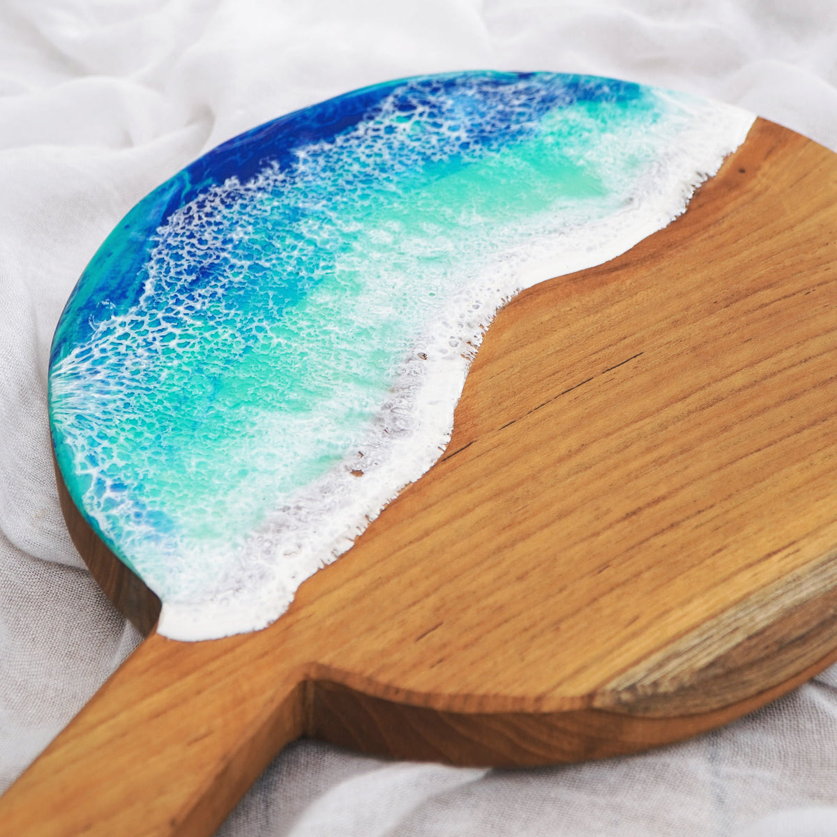 Serving Pizza – natural materials tray, boho decor from Bali