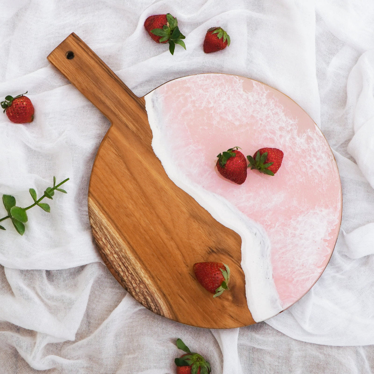 Teak tray Serving Pizza – handmade in Bali, boho style