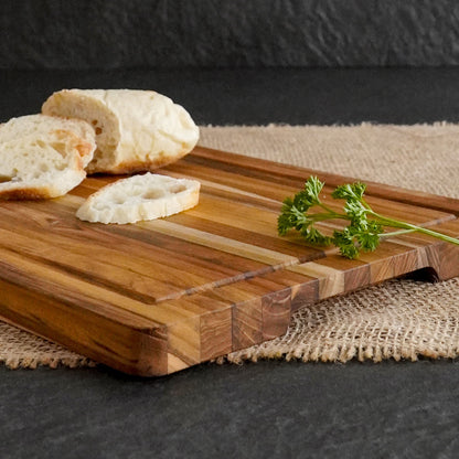 Teak board Lucy Cutting – boho decor, handwoven and handmade in Bali
