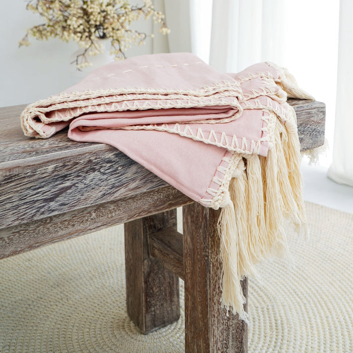 Bali Furniture – Vania Throw – The Vania Throw brings warmth, texture a