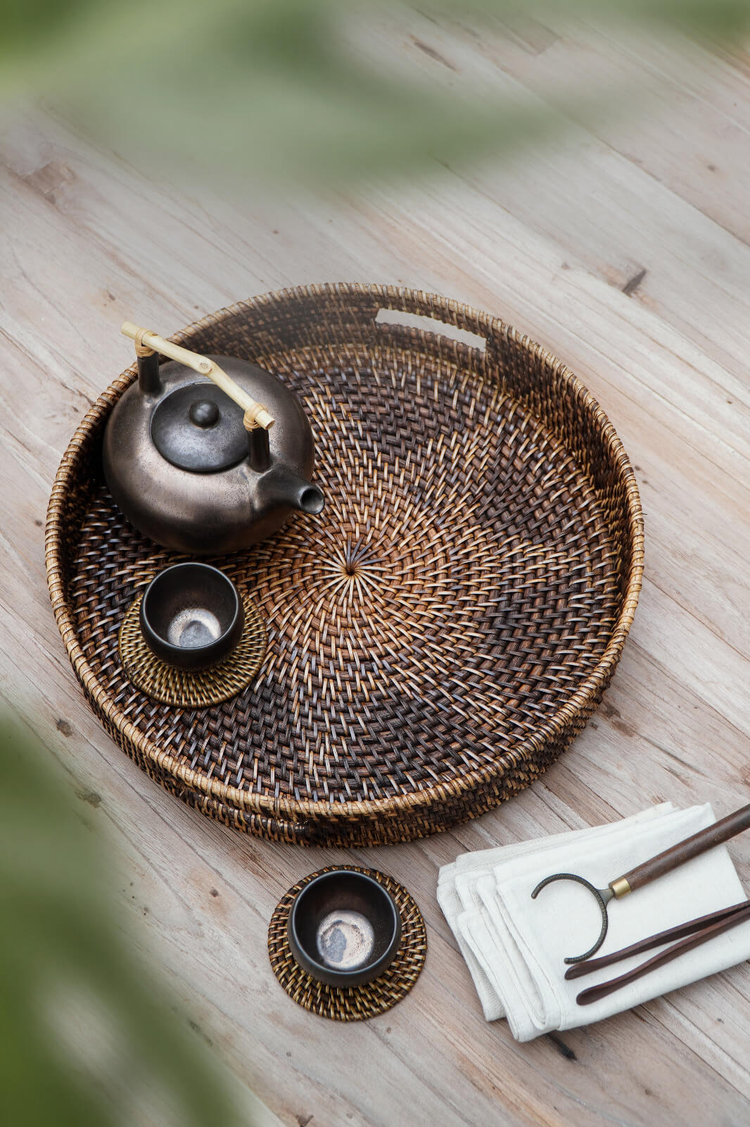 Bali Furniture – Lombok Round Tray With Handle - Small – Lombok Round Tray With Handle - Small br