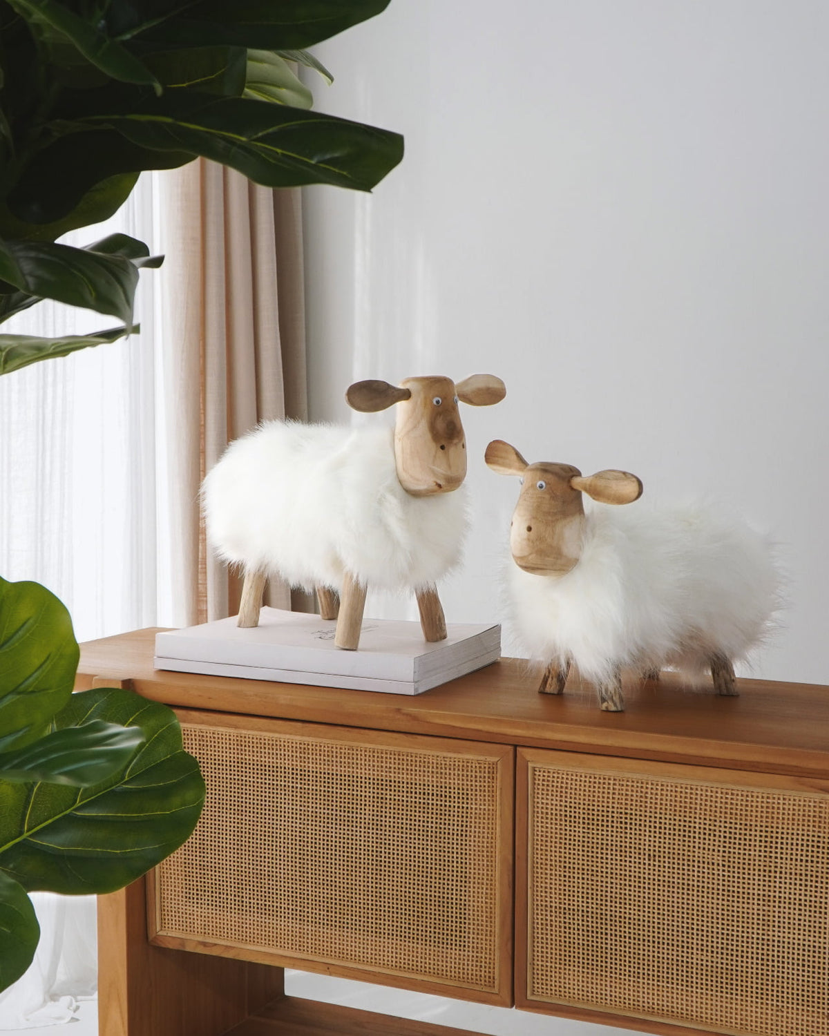 Shaun The Sheep Set Of Two
