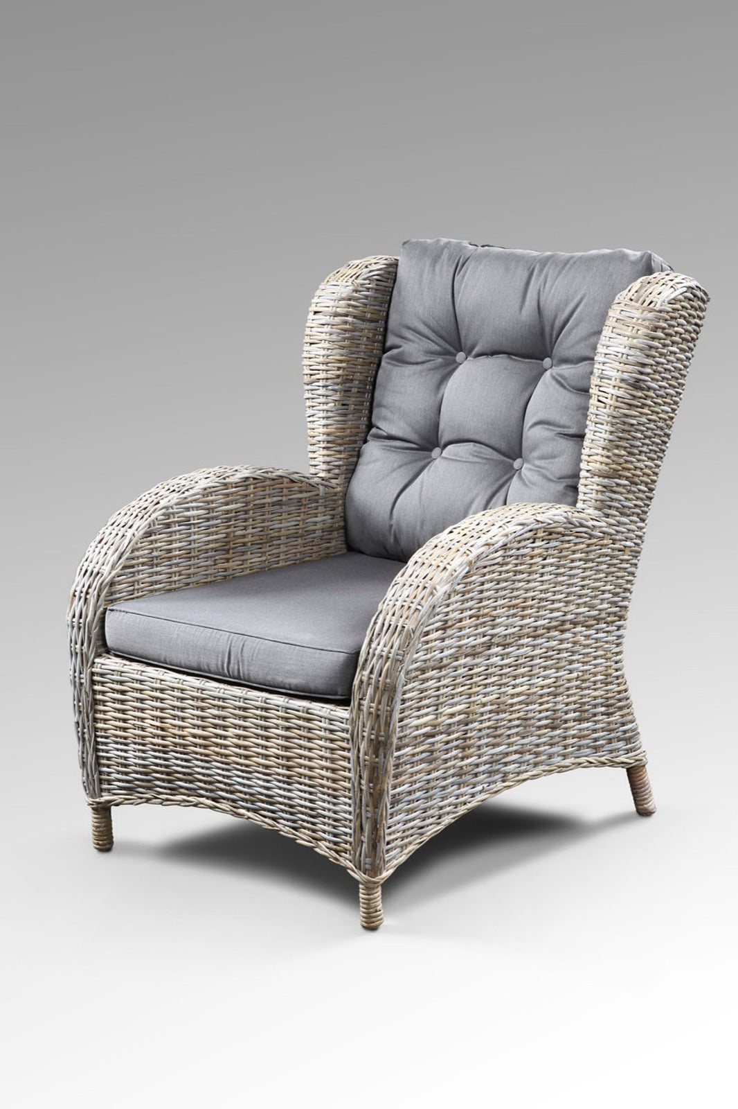 Wing Arm armchair in natural materials – handmade boho furniture from Bali