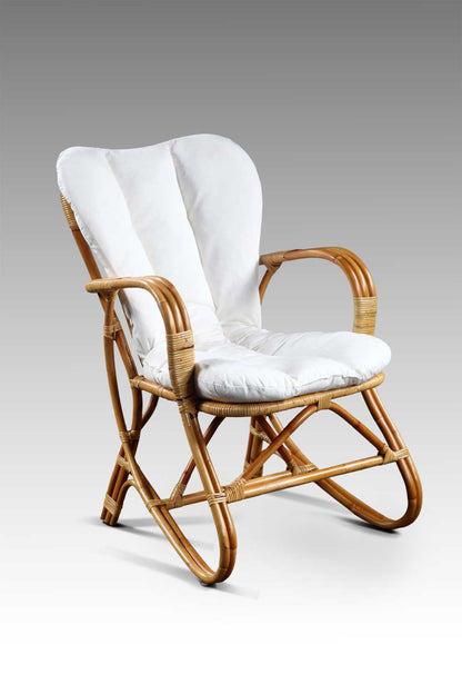 The Swam chair – natural materials, boho furniture handmade in Bali
