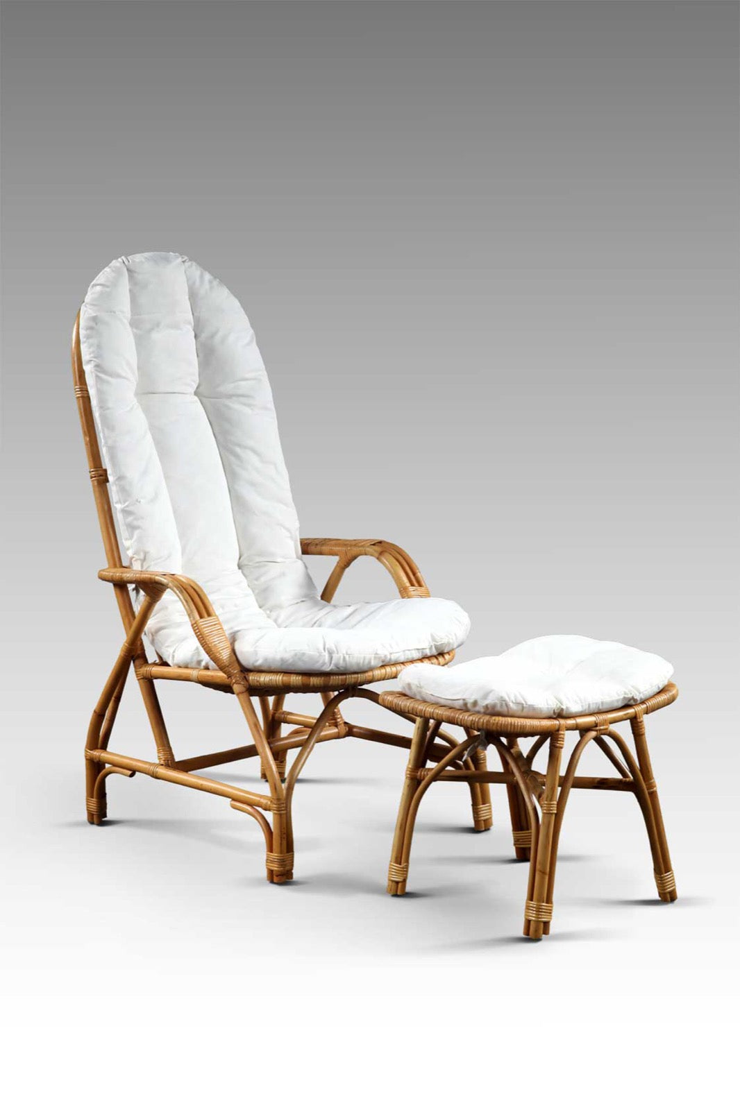 Fridha lounge chair in natural materials – handmade boho furniture from Bali