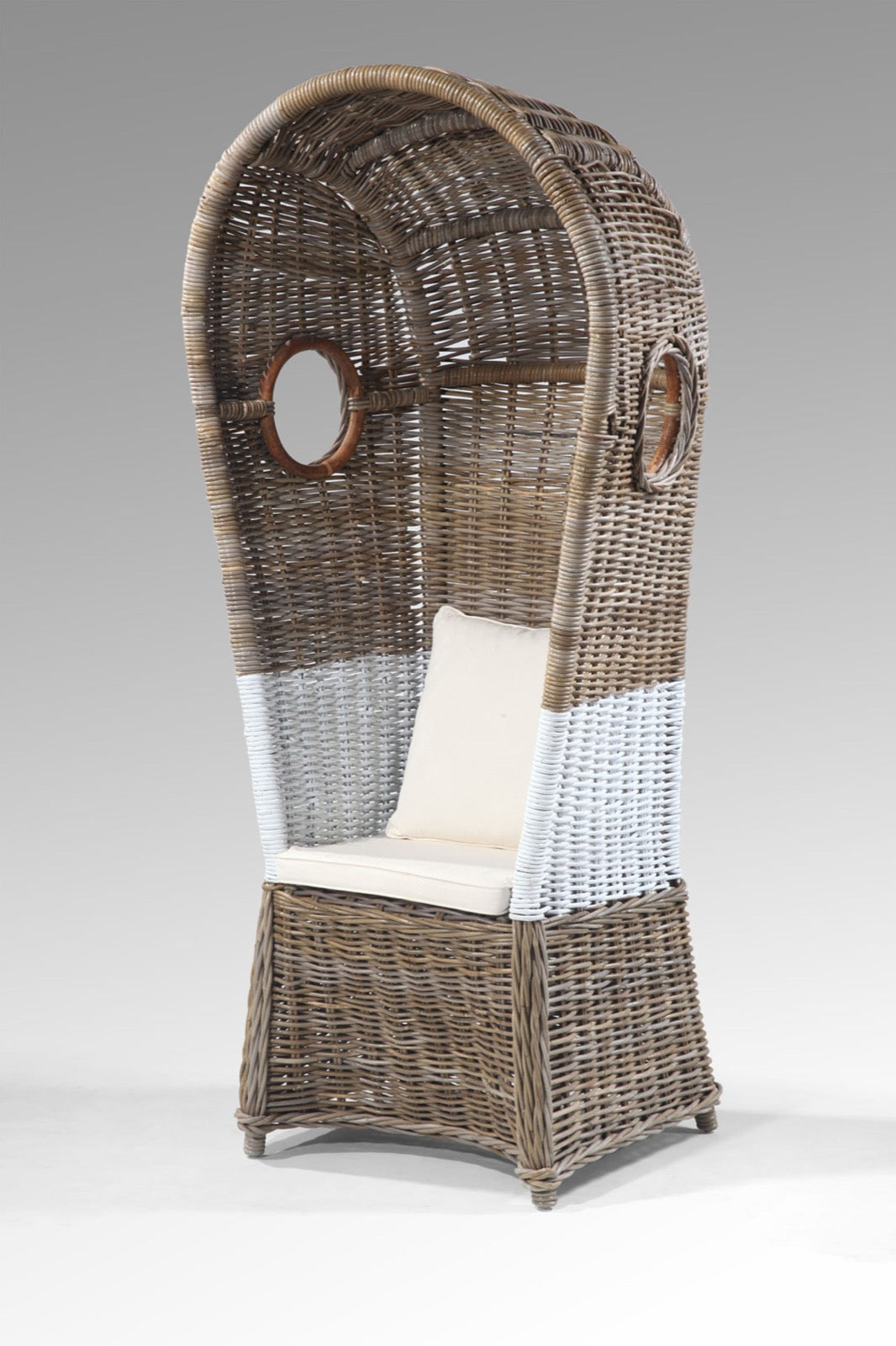 Handcrafted rattan beach chair – Sylt, boho furniture from BaliSouk