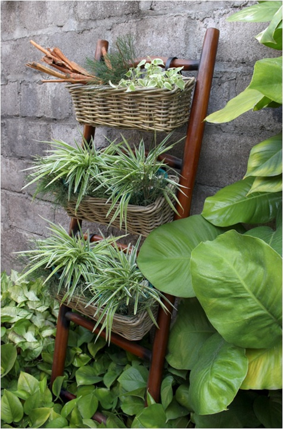 Rattan planter Balcony – boho decor handcrafted in Bali by BaliSouk