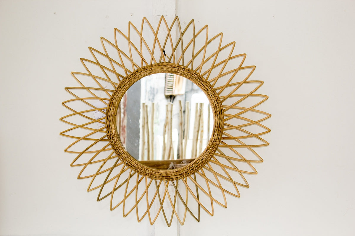 Rattan mirror Leaf – boho decor handcrafted in Bali by BaliSouk