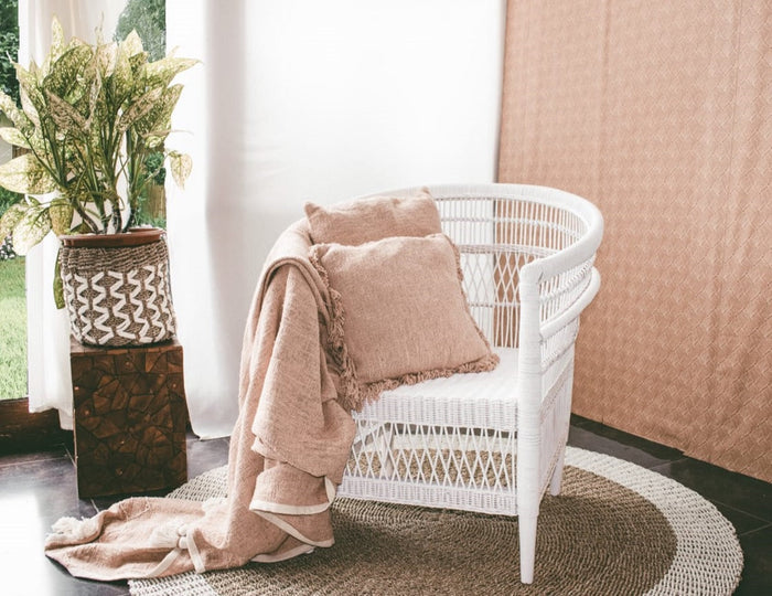 Bali Furniture – Malawi Arm Chair With White Cushion – The Malawi Arm Chair With White Cushion 