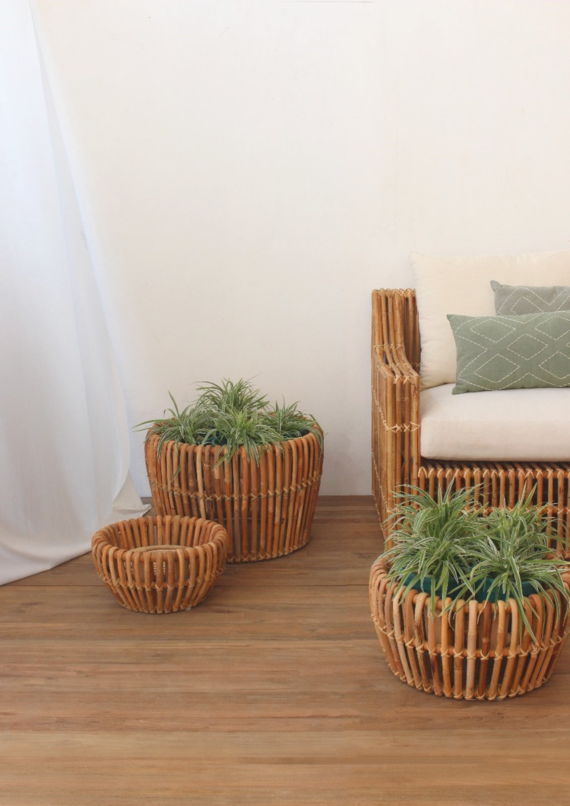 Handmade rattan plant stand – the Koso, boho decor made in Bali