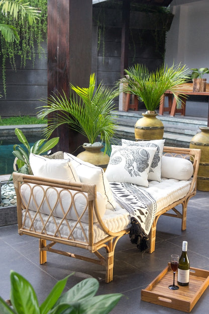 Charmella sofa in natural materials – handmade boho furniture from Bali