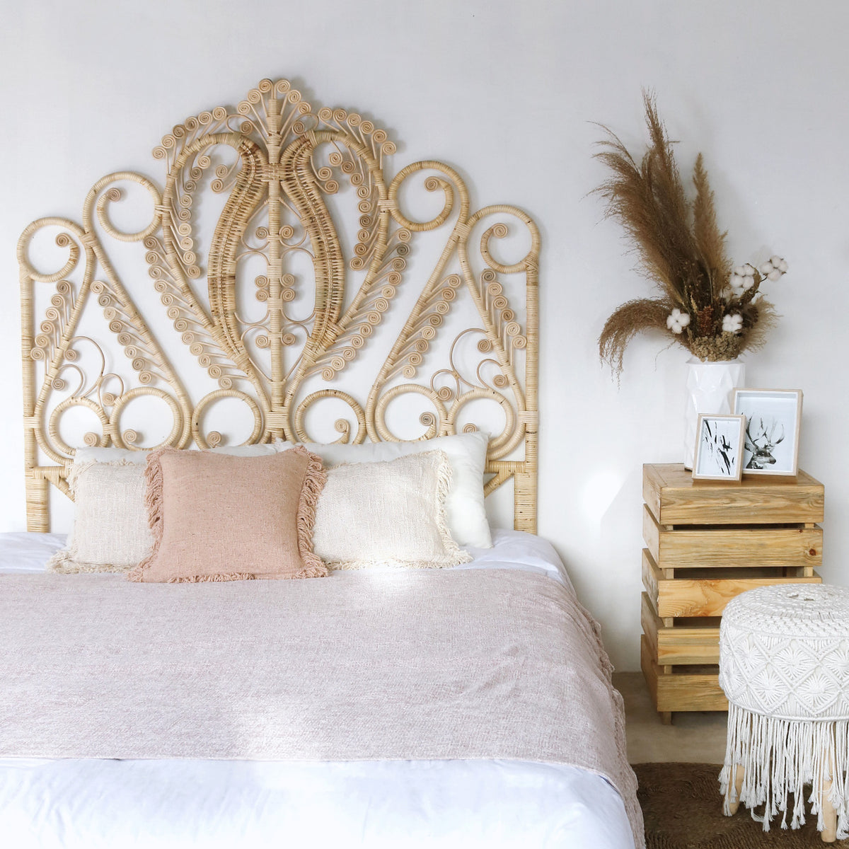 Peacock Only headboard in natural materials – handmade boho furniture from Bali
