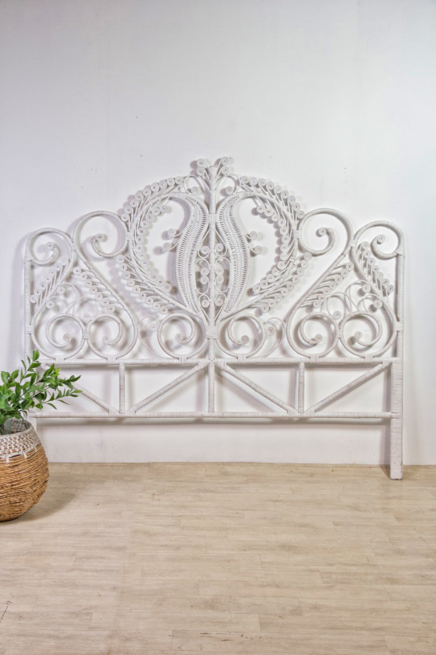 Handmade rattan headboard – the Barrogh, boho furniture made in Bali