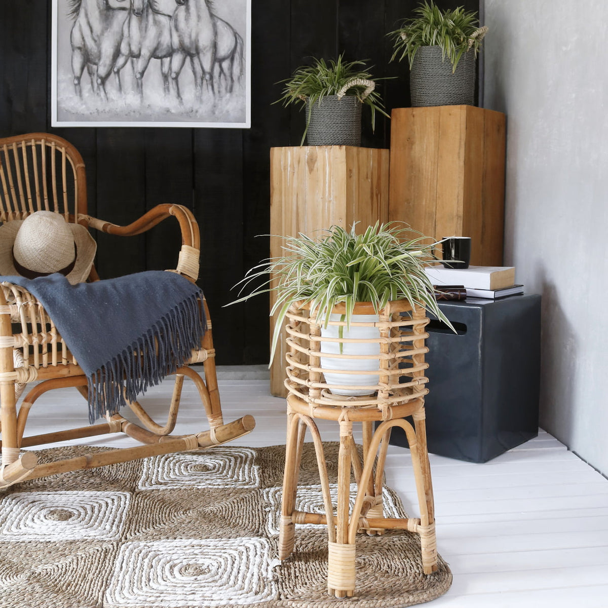 Rattan plant stand Dara Flower – boho decor handcrafted in Bali by BaliSouk