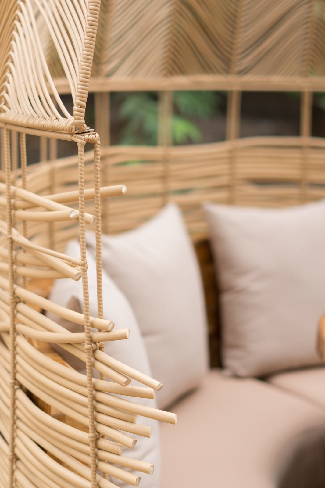 Handcrafted rattan bench – Cocoon Pod, boho furniture from BaliSouk