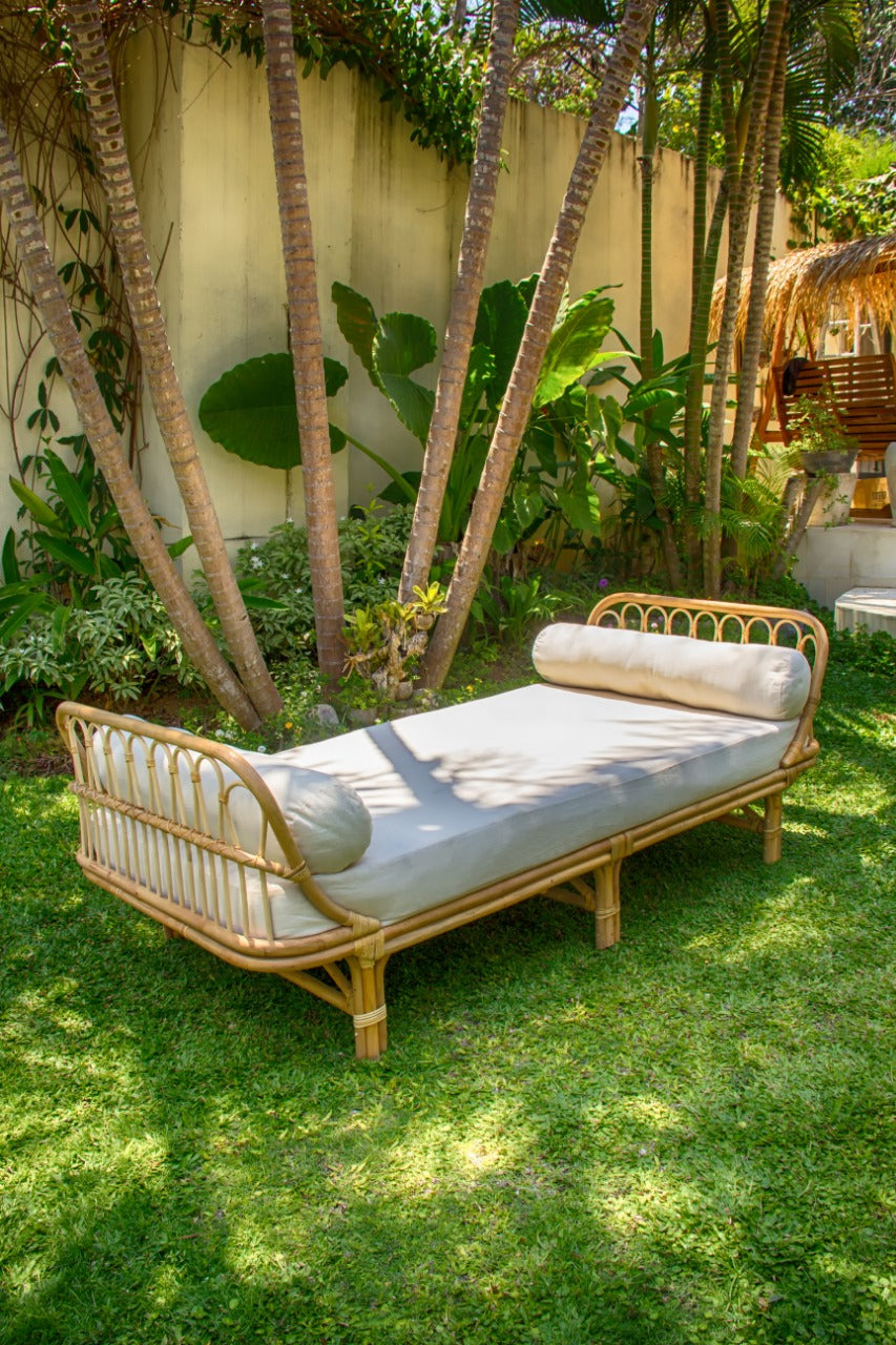 Rattan sofa – Charmella Curve – boho furniture handmade in Bali by BaliSouk