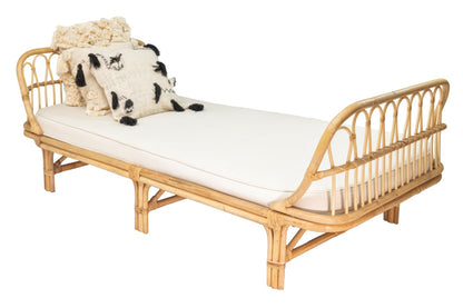 Charmella Curve sofa in natural materials – boho furniture by BaliSouk