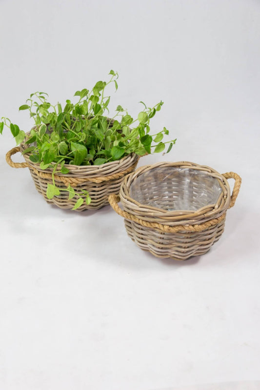 Verona Round Basket With Rope Handle With Plastic Lining Set Of Two  