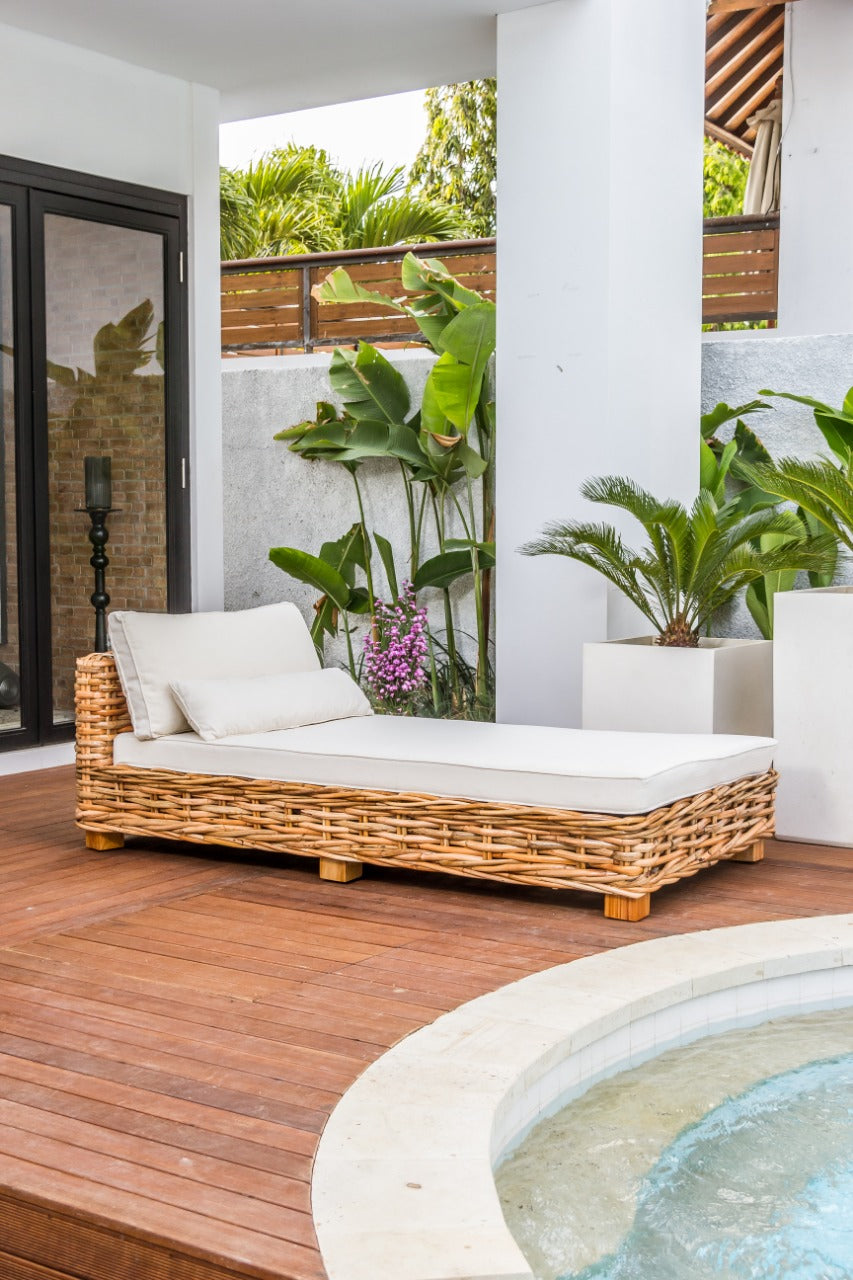 The Saint Germany sun lounger – natural materials, boho furniture handmade in Bali