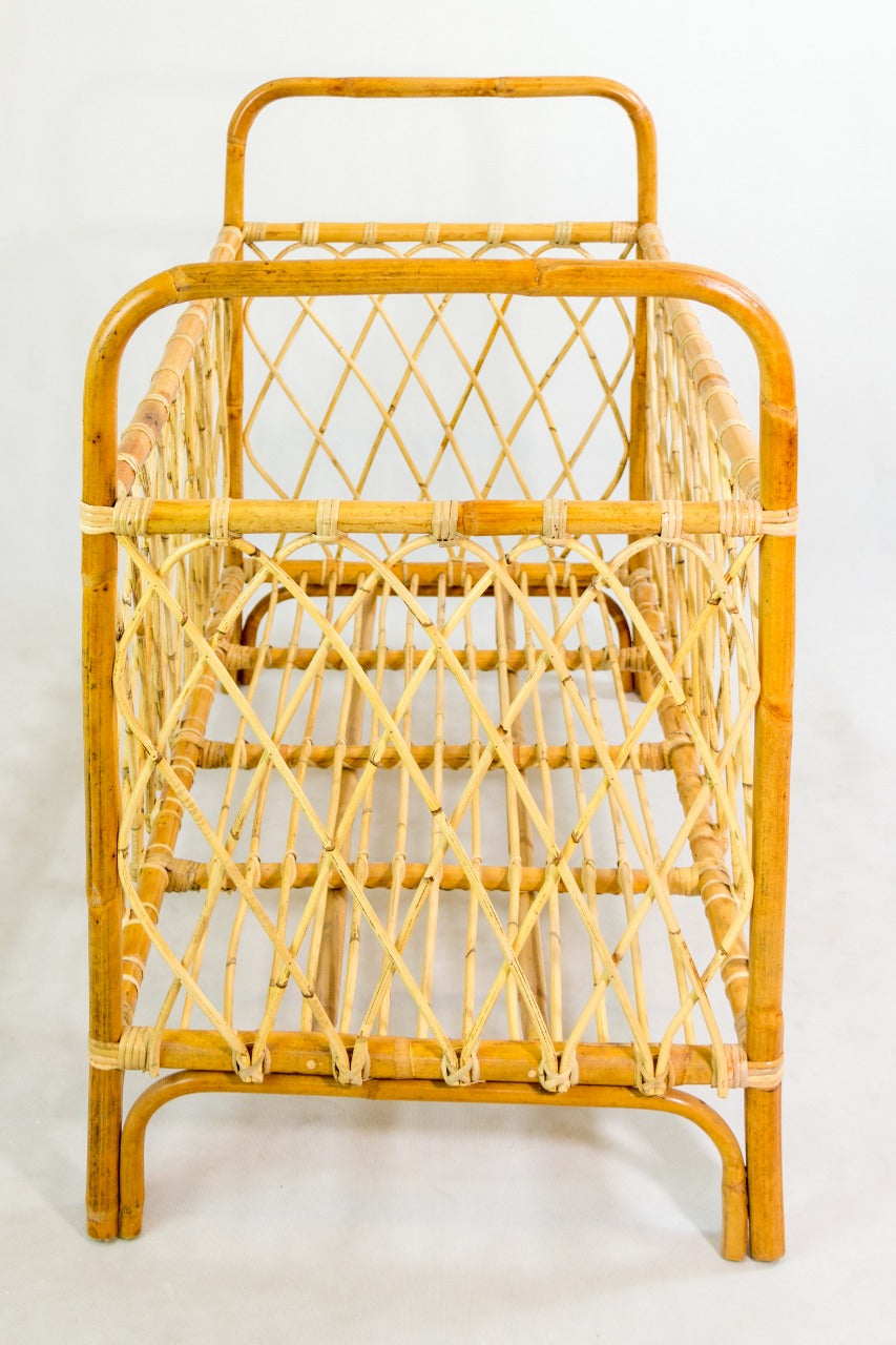 Mica baby bed by BaliSouk – boho furniture made in Bali