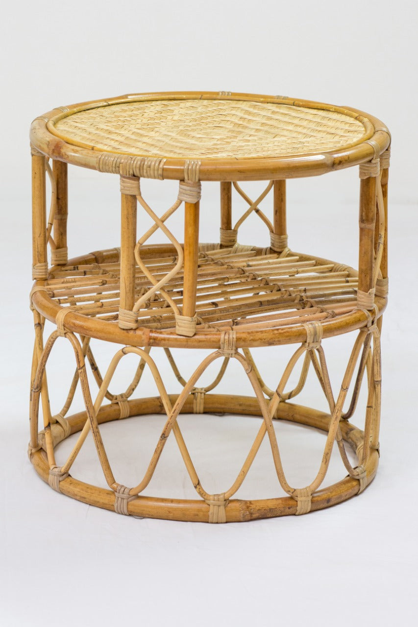 Rattan side table – Cool, natural natural materials in boho style