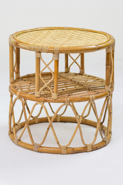 Rattan side table – Cool, natural natural materials in boho style