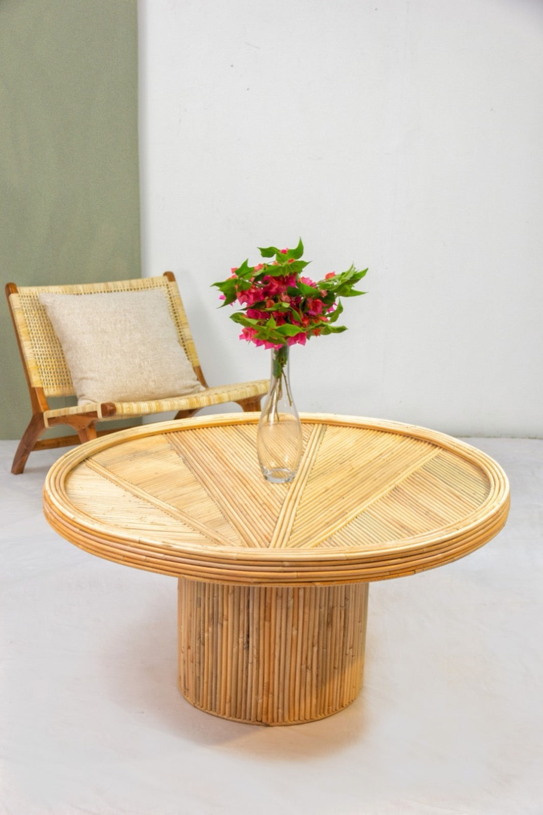 Rattan coffee table Gatsby – boho furniture handcrafted in Bali by BaliSouk