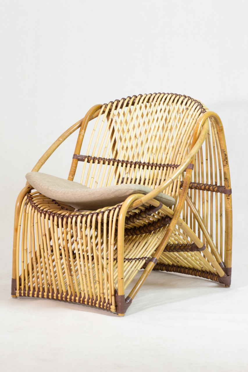 Alline – natural materials lounger chair, boho furniture from Bali
