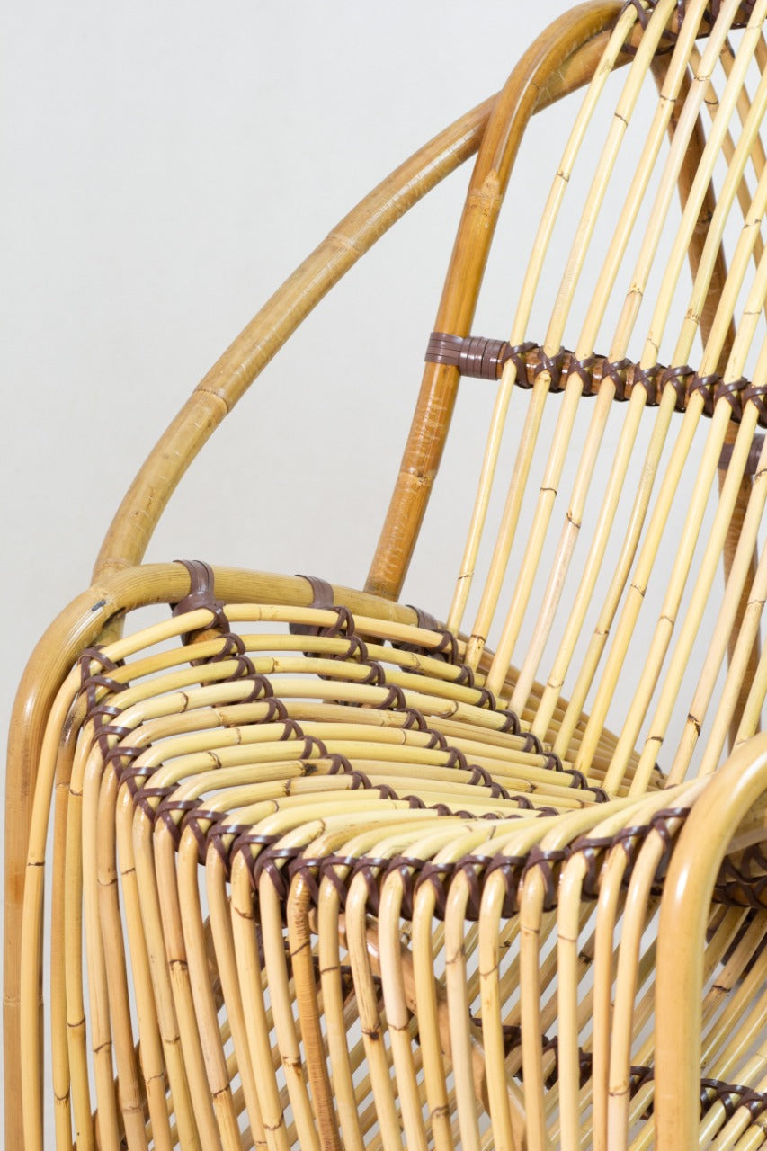 Rattan lounger chair Alline – boho furniture, handwoven and handmade in Bali