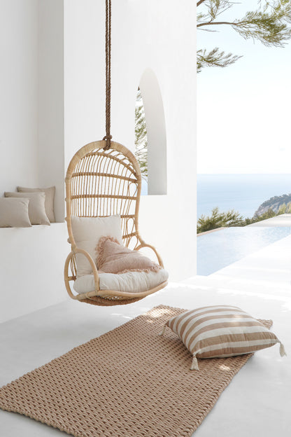 Rattan hanging chair Sergio – boho furniture handcrafted in Bali by BaliSouk