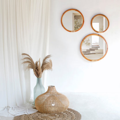Raline mirror in natural materials – handmade boho decor from Bali