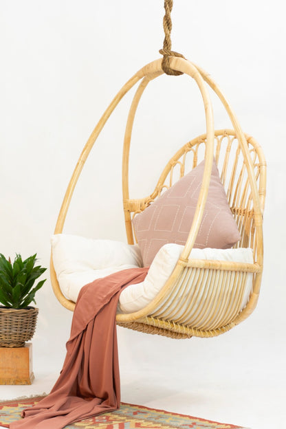 Jorg hanging chair, boho furniture handmade by Balinese artisans