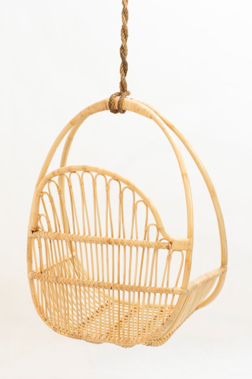 Handcrafted rattan hanging chair – Jorg, boho furniture from BaliSouk
