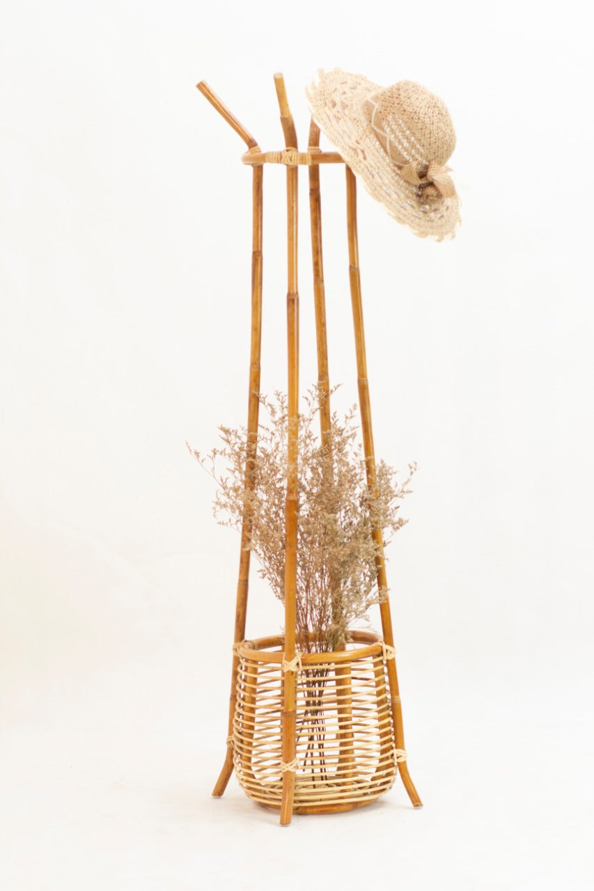 Flores Hat decorative stand by BaliSouk – boho decor made in Bali