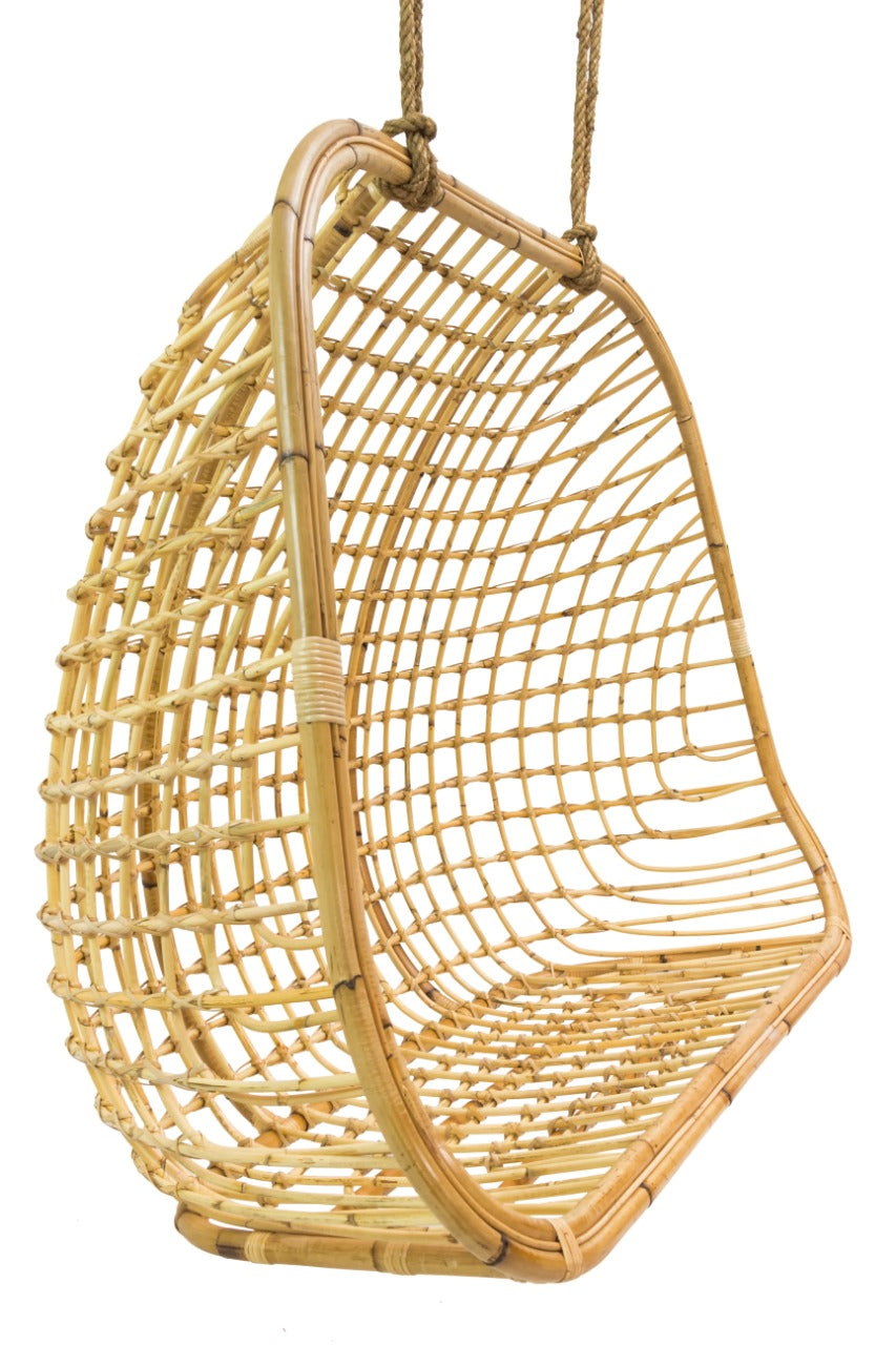 Rattan hanging chair Alex – boho furniture, handwoven and handmade in Bali