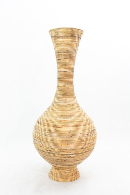 Handmade rattan vase – the Dinar, boho decor made in Bali
