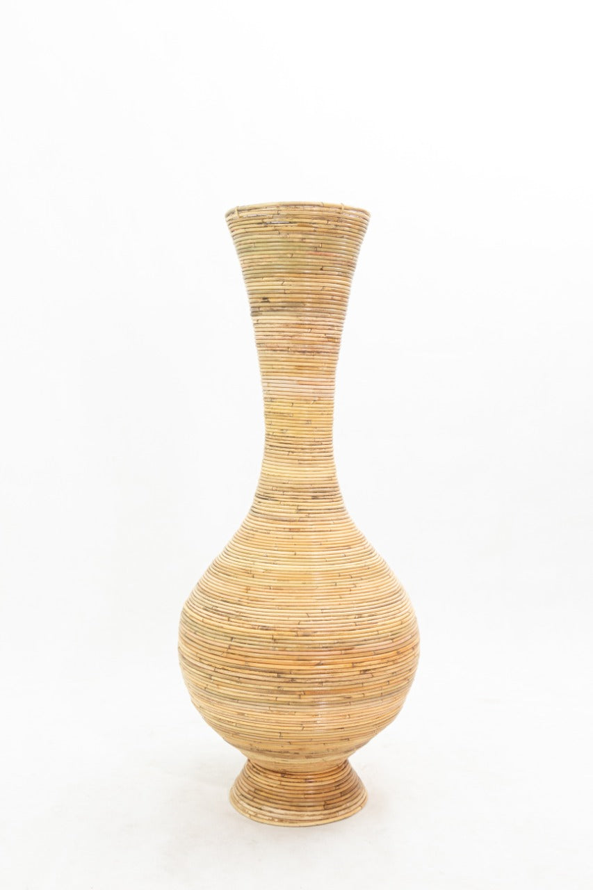 The Dinar vase – natural materials, boho decor handmade in Bali