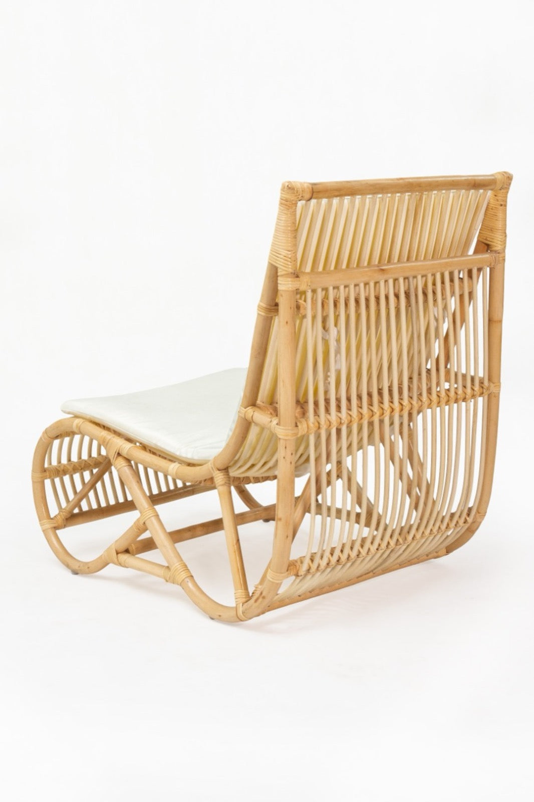 Carl Oskar sun lounger by BaliSouk – boho furniture made in Bali