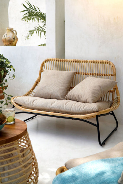 Mario Living Set Of Four With Beige Cushion