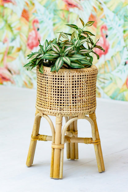 Rattan plant stand Doro Flower – boho decor, handwoven and handmade in Bali