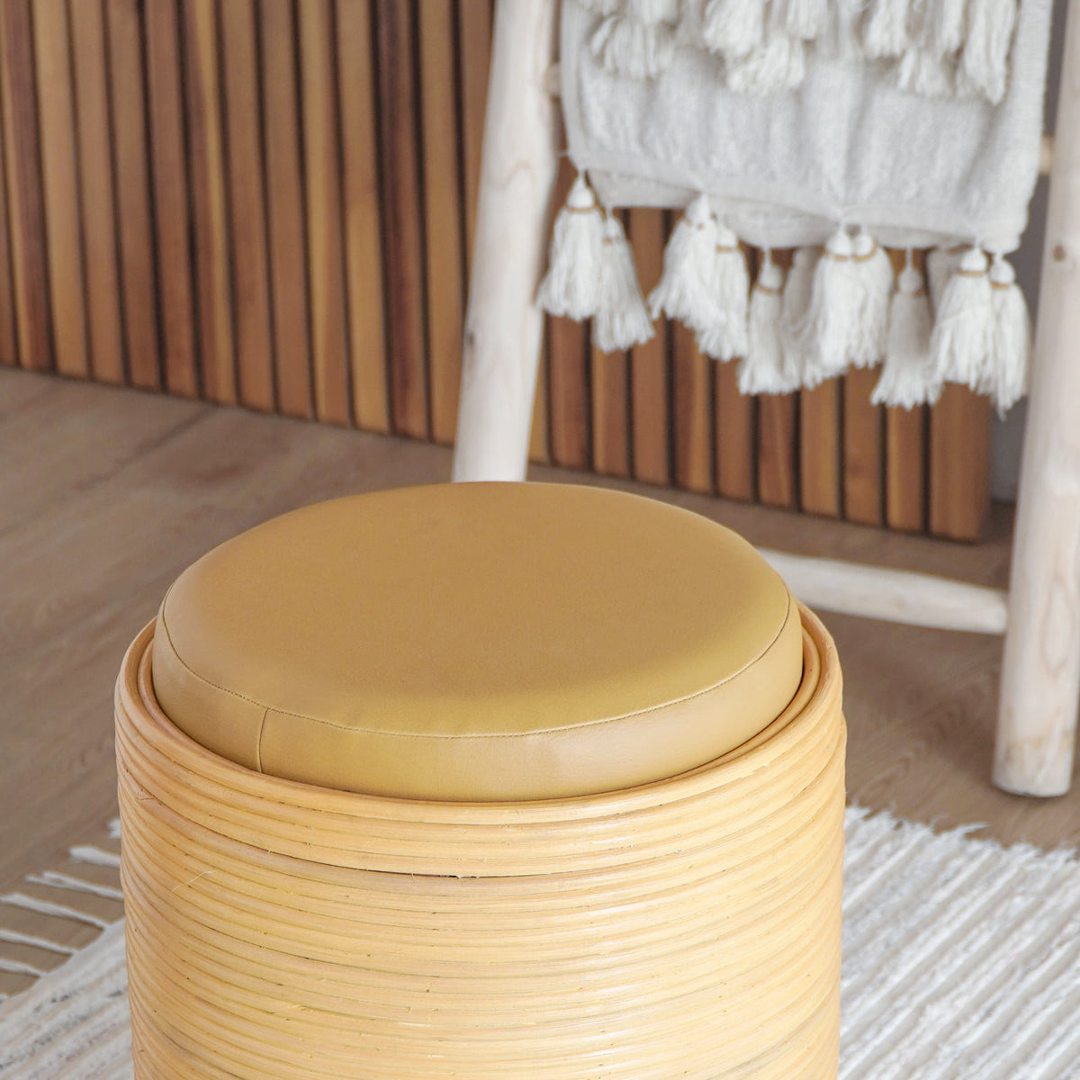 Rattan stool Gatsby – boho furniture, handwoven and handmade in Bali