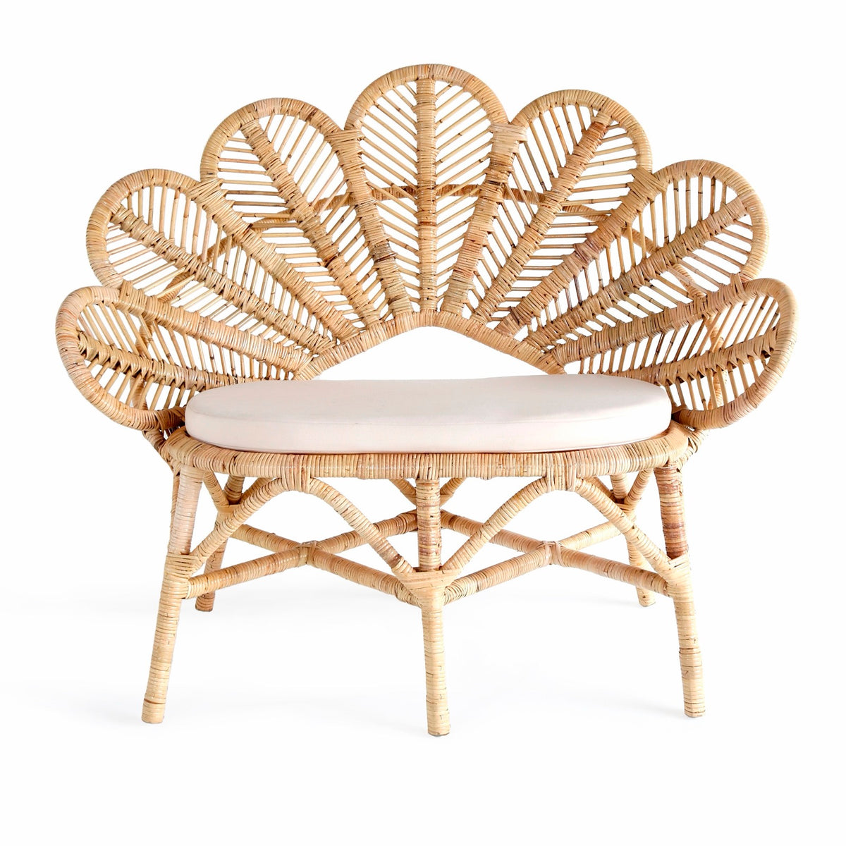Flower lounge chair by BaliSouk – boho furniture made in Bali