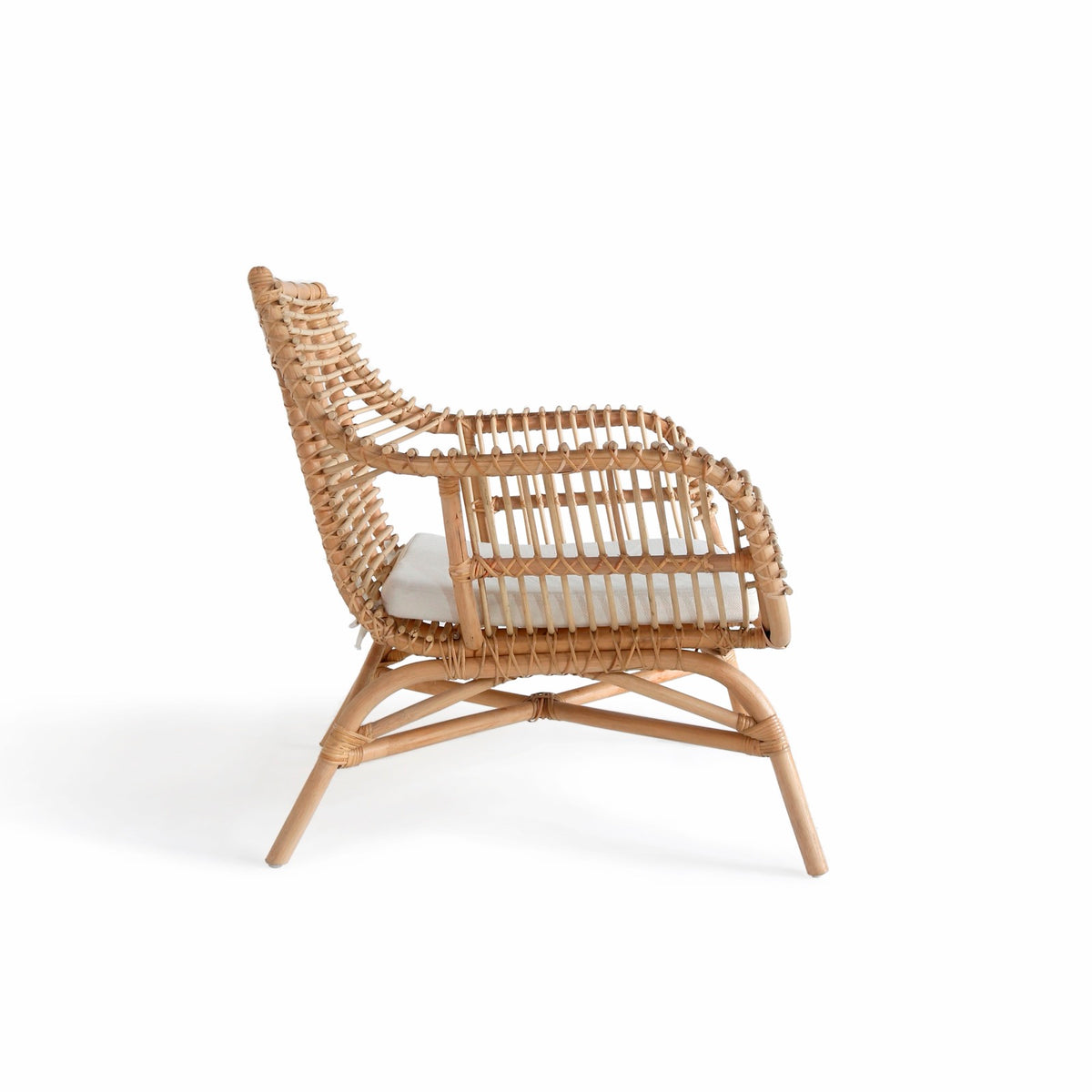 Rattan armchair Karina Arm – boho furniture, handwoven and handmade in Bali